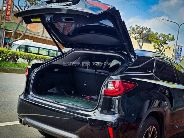 2017年RX200t 頂級版/360環景/盲點/雷達/IKEY摸門/電尾門/雙通風電動椅  第9張相片