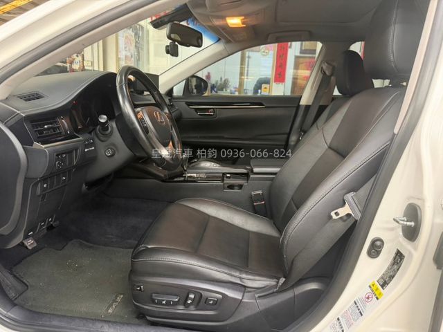 2014年ES300h 油電/天窗/顯影/雷達/HID頭燈/IKEY/摸門/電動椅  第5張相片