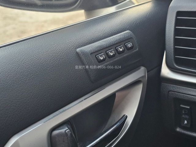 2018年CT200h 油電/ACC/車偏/顯影/雷達/恆溫/IKEY/摸門/電動椅/記憶椅  第11張相片