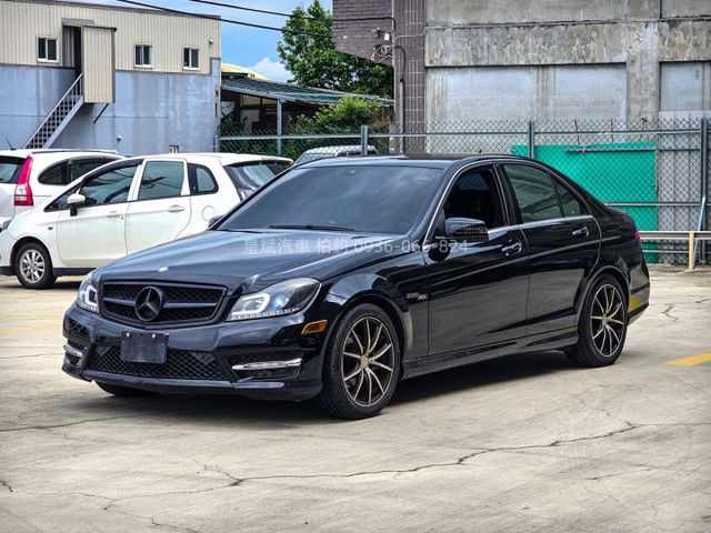 2012年C250 AMG/天窗/電動椅/HID燈/安卓機/顯影/雷達/盲點  第1張相片
