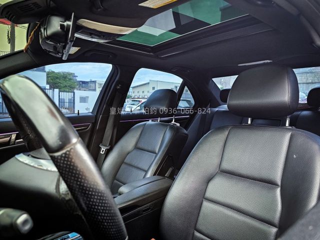 2012年C250 AMG/天窗/電動椅/HID燈/安卓機/顯影/雷達/盲點  第7張相片