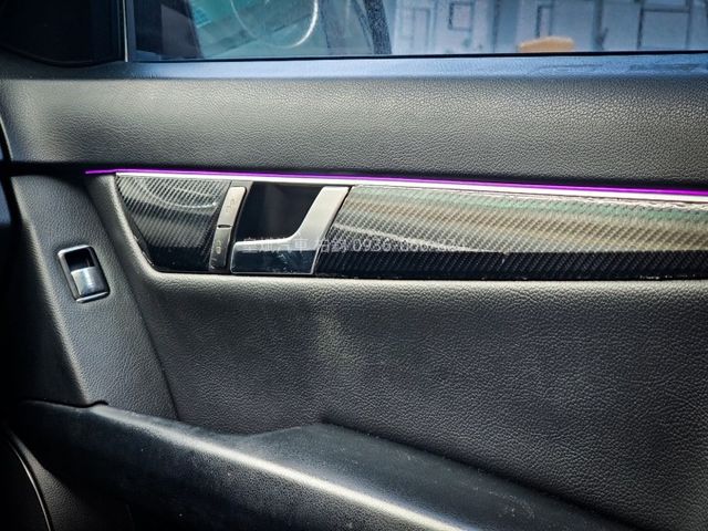 2012年C250 AMG/天窗/電動椅/HID燈/安卓機/顯影/雷達/盲點  第13張相片