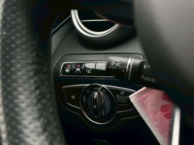 2015年C300 23P跟車/AMG/免kEY/全景天窗/換檔撥片/盲點/摸門/電冷熱椅/柏林  第13張相片