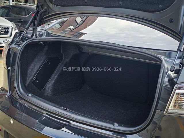 2010年Mazda 3 4D/頂級/天窗/恆溫/IKEY/摸門/快撥/HID燈  第14張相片