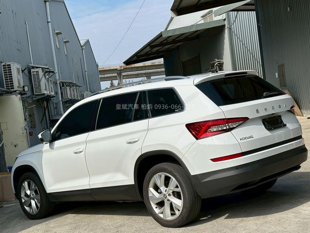 2021年Kodiaq 四傳/七人座/全景天窗/IKEY/摸門/環景/恆溫/電尾門  第4張相片