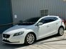 2013年V40 全景天窗/車道偏移/記憶電動椅/Carplay/360環景  第1張縮圖