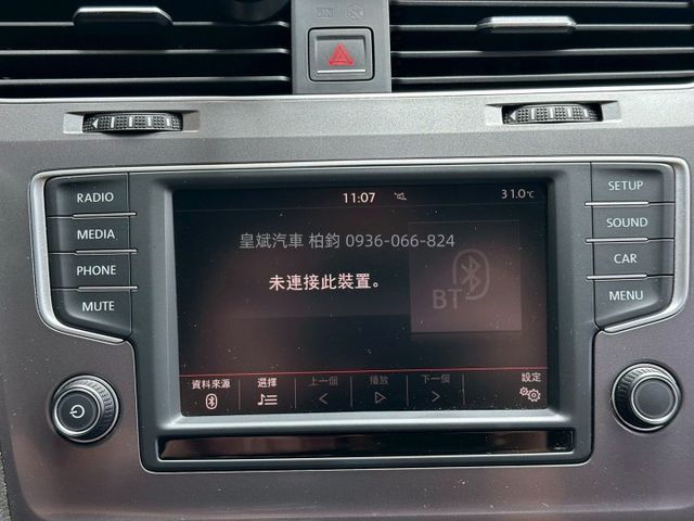 2015年Golf 電子手剎/藍芽/影音  第9張相片