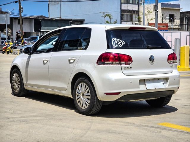 2010年Golf 倒車顯影/雷達  第3張相片