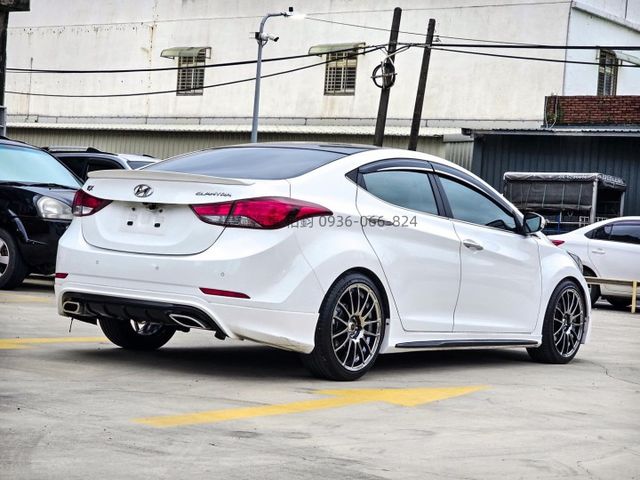 2015年Elantra 恆溫/藍牙/顯影/雷達/改輪圈/尾翼  第4張相片