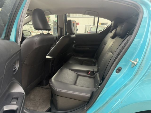 2021年Prius C  第7張相片