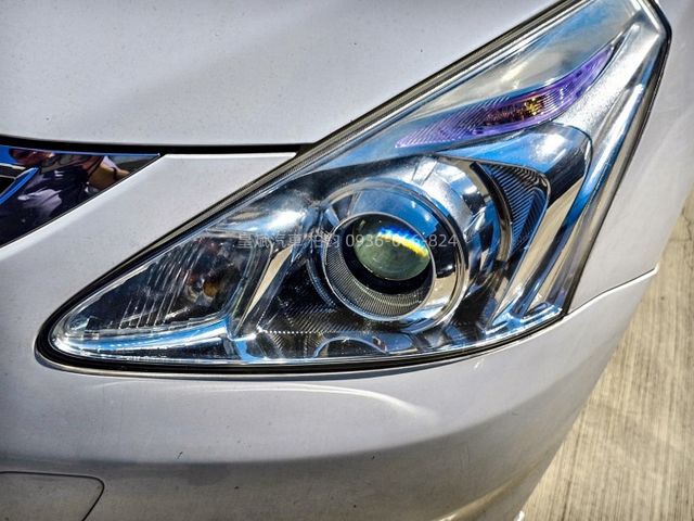 2015年Tiida TURBO/HID燈/恆溫/顯影/雷達/IKEY/摸門/渦輪表  第6張相片