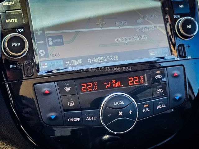 2015年Tiida TURBO/HID燈/恆溫/顯影/雷達/IKEY/摸門/渦輪表  第13張相片