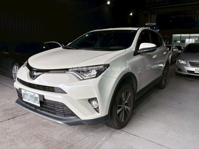 2017年RAV4 ACC跟車/車偏警示/LED頭燈/電動座椅/倒車顯影/恆溫空調/CarPlay/摸門解鎖/IKEY  第1張相片