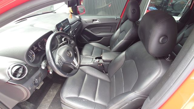 M-BENZ賓士 B180  第7張相片