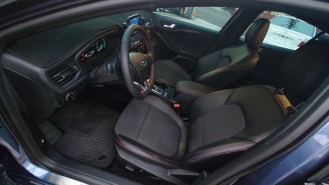 FORD福特 FOCUS  第7張相片