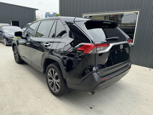 TOYOTA豐田 RAV4  第4張相片