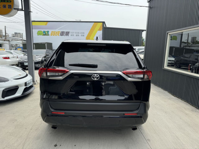TOYOTA豐田 RAV4  第6張相片