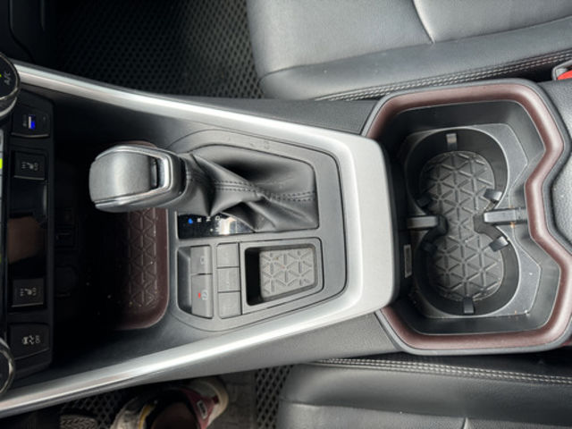 TOYOTA豐田 RAV4  第14張相片