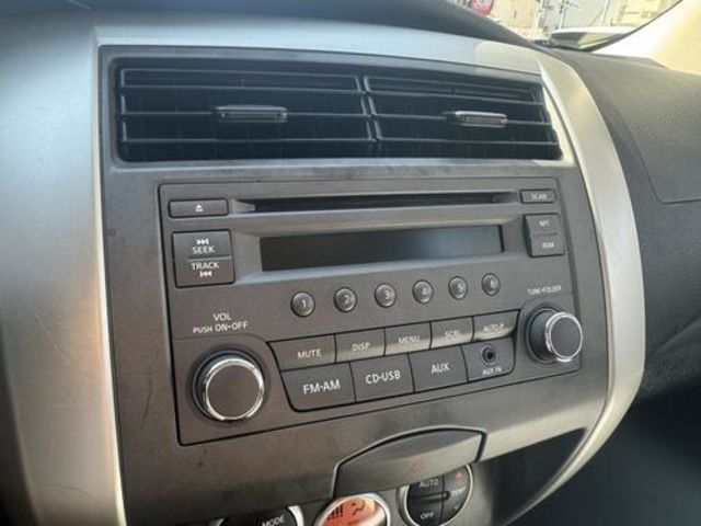 NISSAN日產 LIVINA  第11張相片