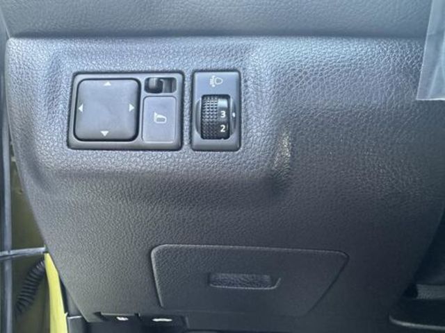 NISSAN日產 LIVINA  第13張相片