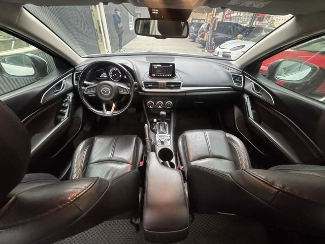 MAZDA馬自達 MAZDA 3  第10張相片
