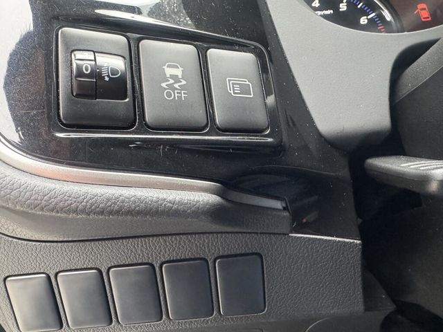 MITSUBISHI三菱 OUTLANDER  第27張相片