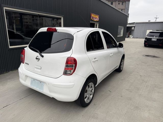 NISSAN日產 MARCH  第3張相片