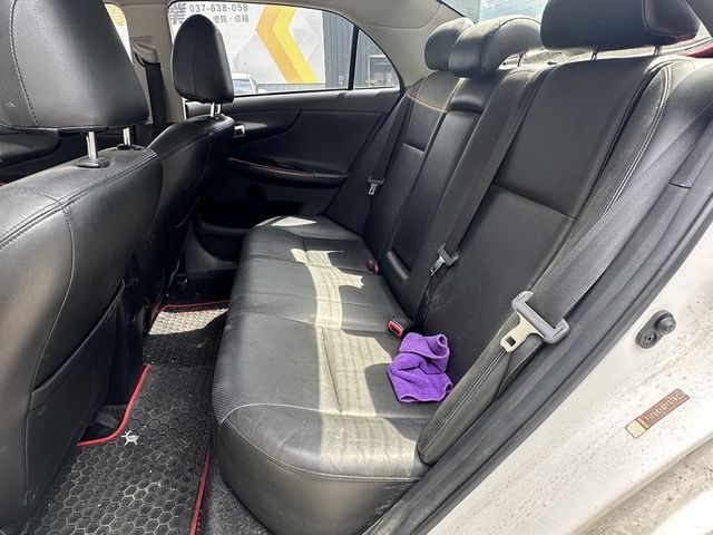 TOYOTA豐田 ALTIS  第5張相片