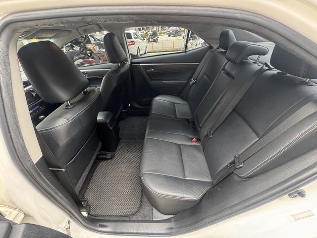 TOYOTA豐田 ALTIS  第15張相片