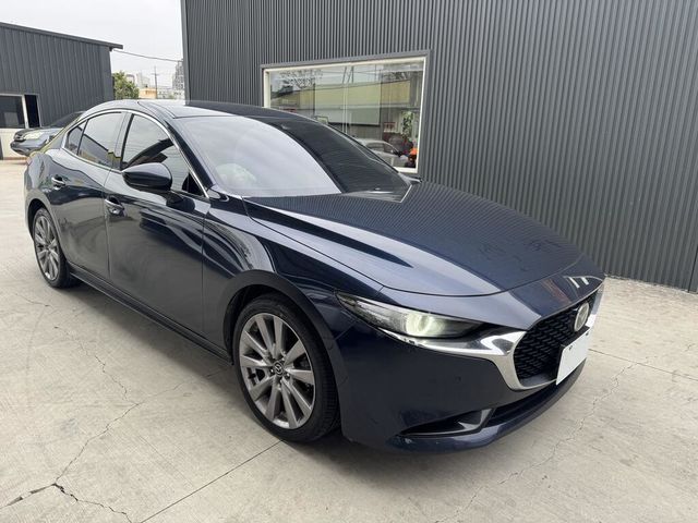 MAZDA馬自達 MAZDA 3  第3張相片