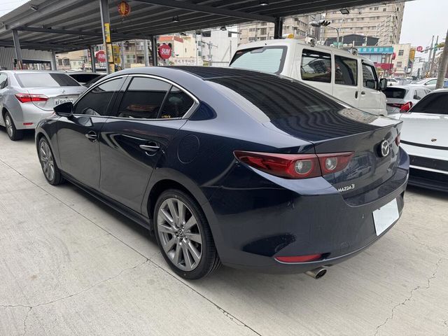 MAZDA馬自達 MAZDA 3  第4張相片