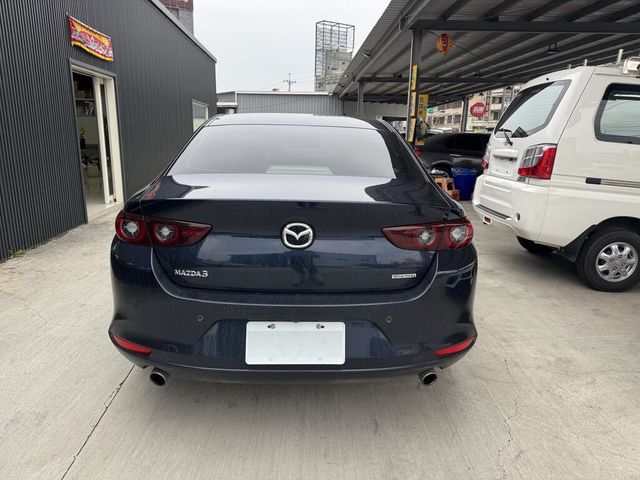 MAZDA馬自達 MAZDA 3  第6張相片