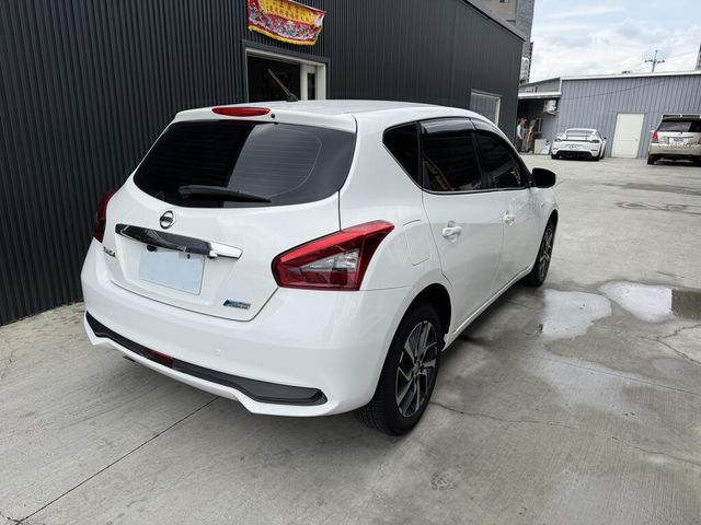 NISSAN日產 TIIDA  第2張相片