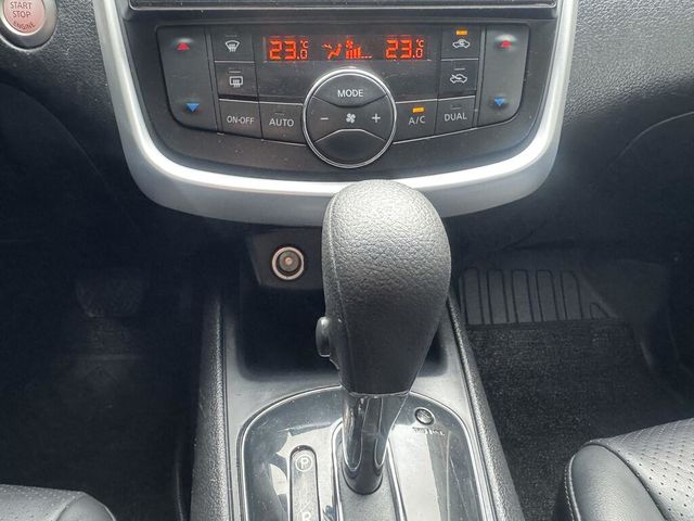 NISSAN日產 TIIDA  第12張相片