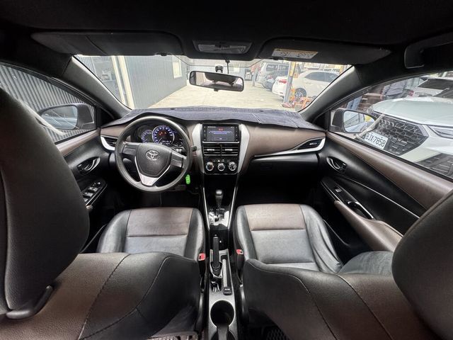 TOYOTA豐田 YARIS CROSSOVER  第10張相片