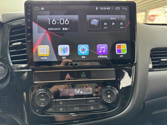 MITSUBISHI三菱 OUTLANDER  第12張相片