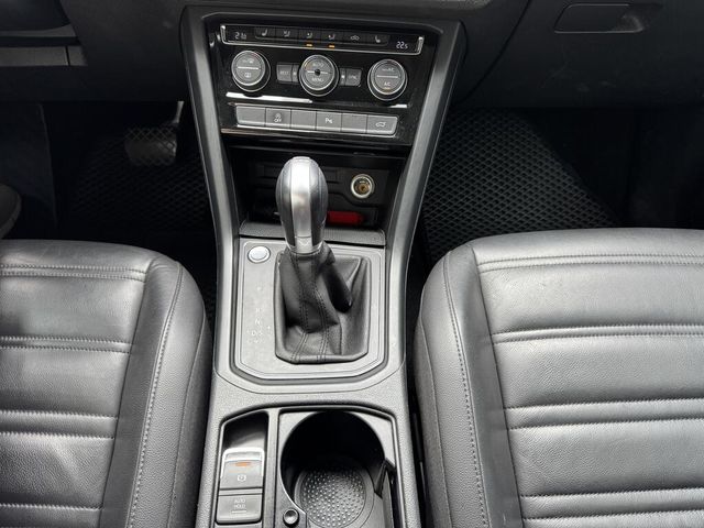 VOLKSWAGEN福斯 TOURAN  第13張相片