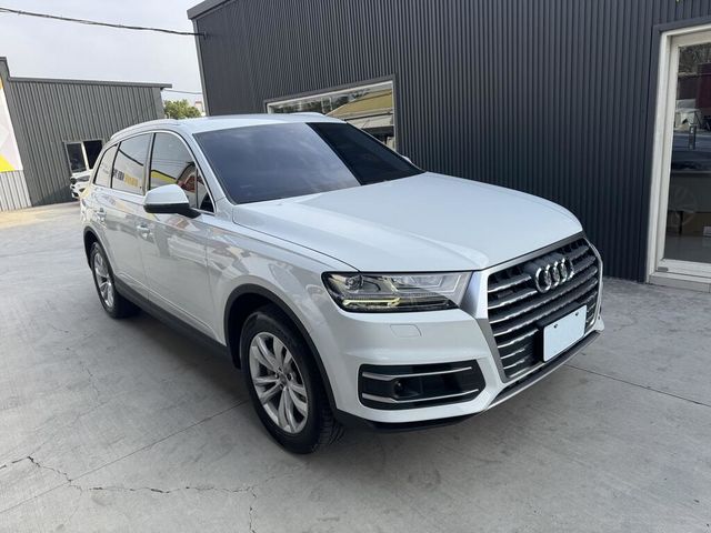 AUDI奧迪 Q7  第3張相片