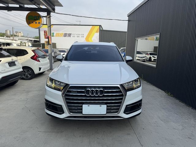 AUDI奧迪 Q7  第5張相片