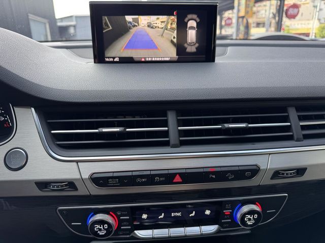 AUDI奧迪 Q7  第12張相片