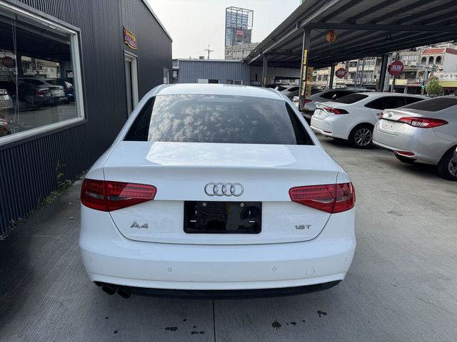 AUDI奧迪 A4  第6張相片