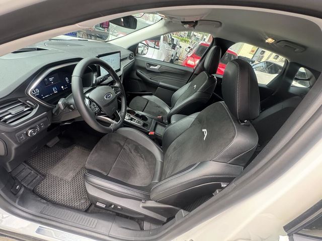 FORD福特 KUGA  第8張相片