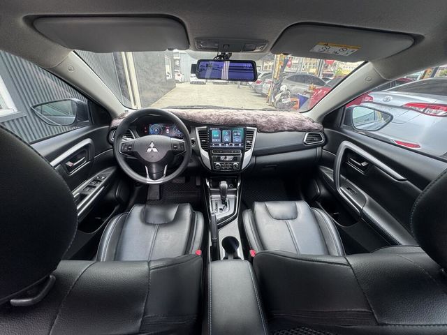 MITSUBISHI三菱 GRAND LANCER  第9張相片