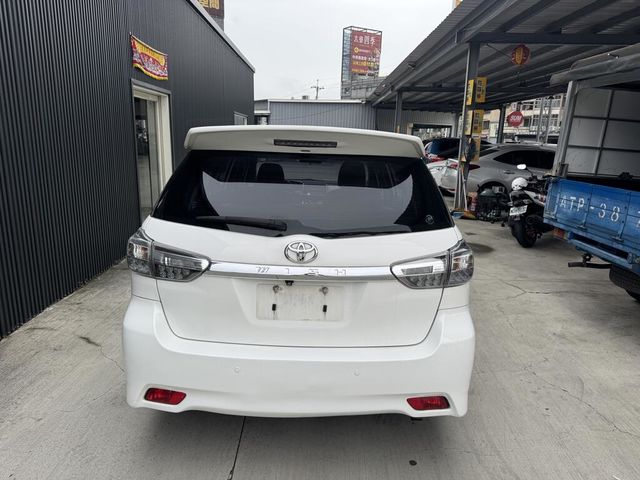 TOYOTA豐田 WISH  第6張相片