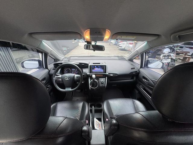 TOYOTA豐田 WISH  第10張相片