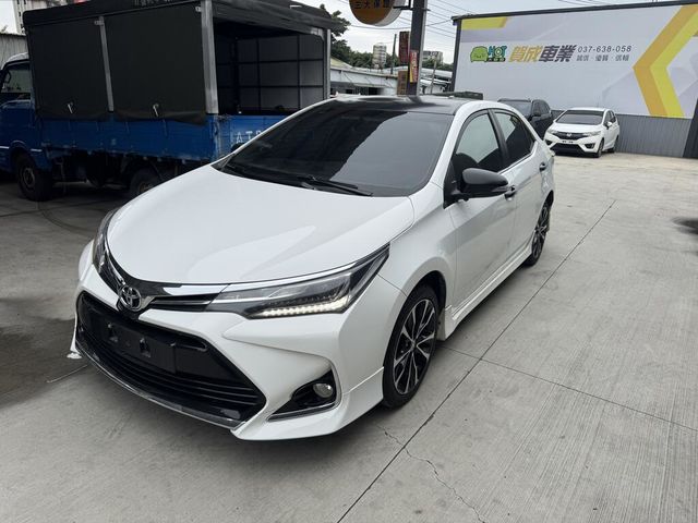 TOYOTA豐田 ALTIS  第1張相片