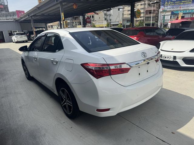 TOYOTA豐田 ALTIS  第4張相片