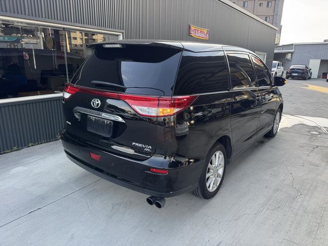 TOYOTA豐田 PREVIA  第2張相片