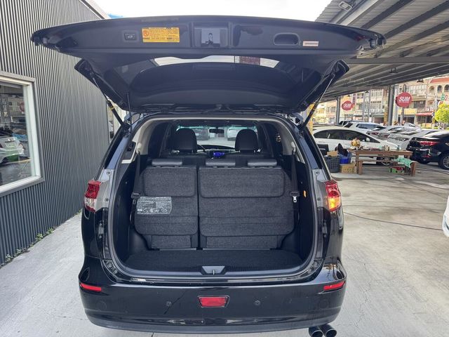 TOYOTA豐田 PREVIA  第7張相片