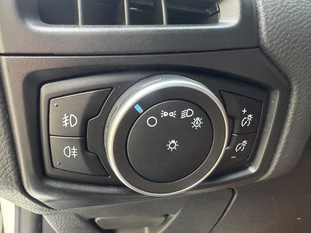 FORD福特 FOCUS  第14張相片